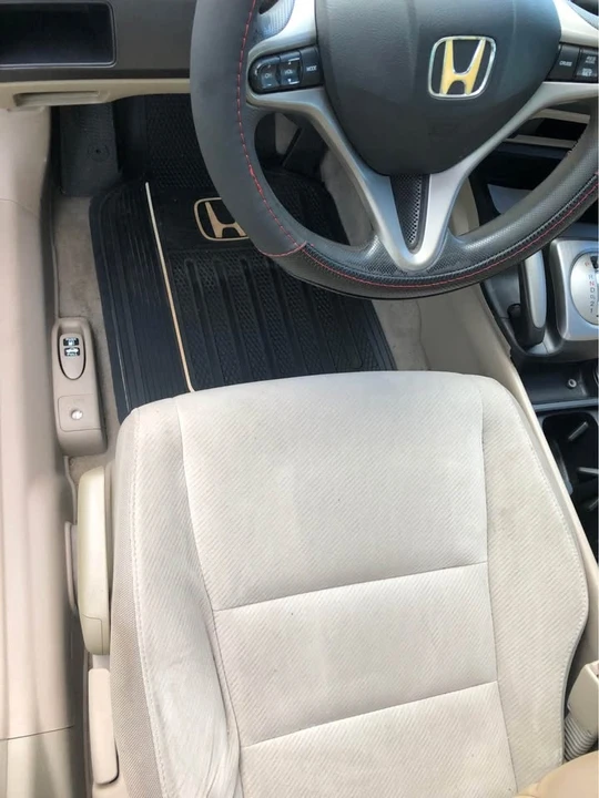 2009 Honda Civic 8th Gen - Image 13 of 17