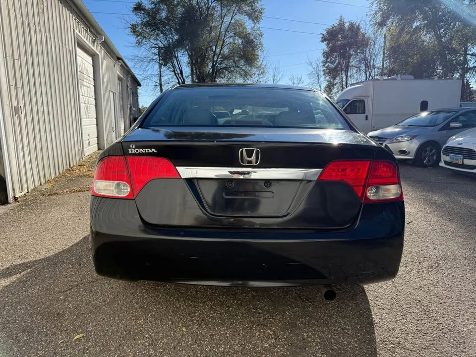 2009 Honda Civic 8th Gen - Image 5 of 14