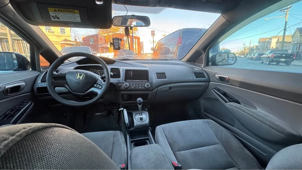 2009 Honda Civic 8th Gen - Image 10 of 13