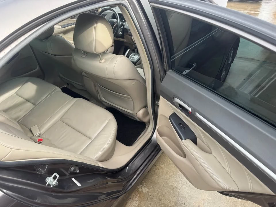 2009 Honda Civic 8th Gen - Image 7 of 13
