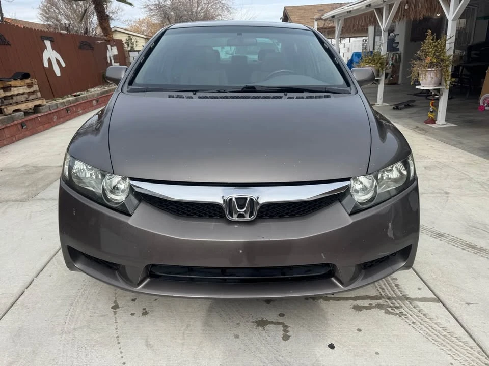 2009 Honda Civic 8th Gen - Image 3 of 13