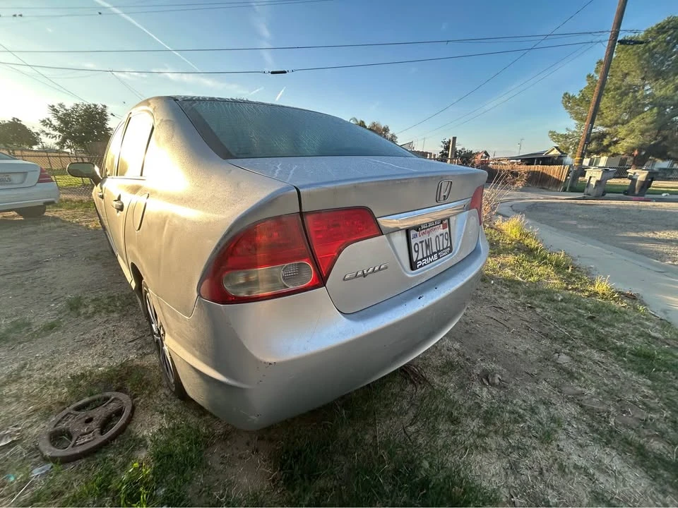 2009 Honda Civic 8th Gen - Image 4 of 6