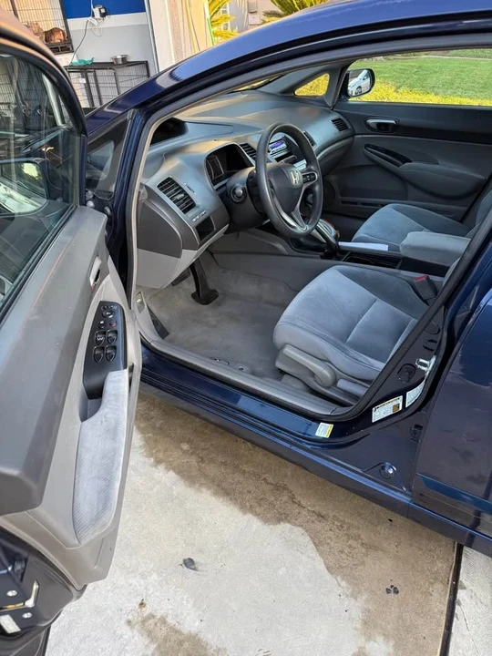 2009 Honda Civic 8th Gen - Image 8 of 10