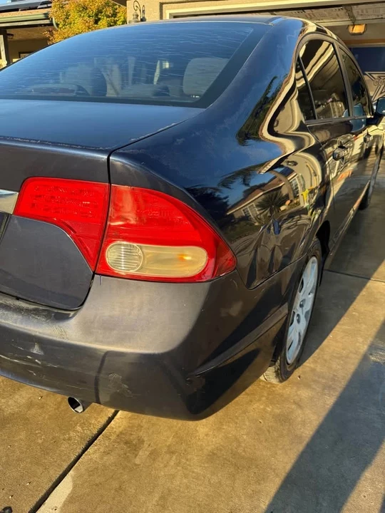 2009 Honda Civic 8th Gen - Image 3 of 10