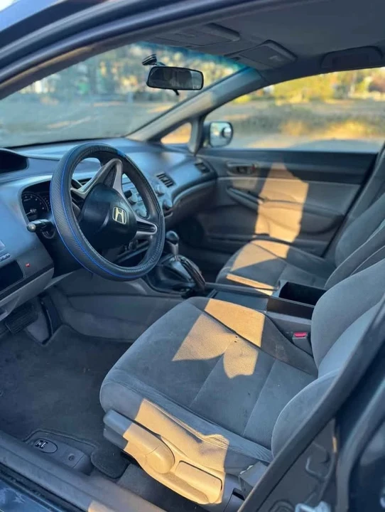 2009 Honda Civic 8th Gen - Image 3 of 8