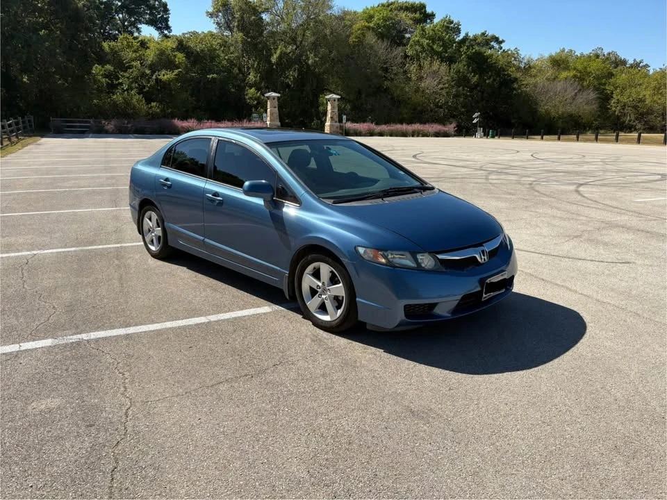 2009 Honda Civic 8th Gen - Image 5 of 10