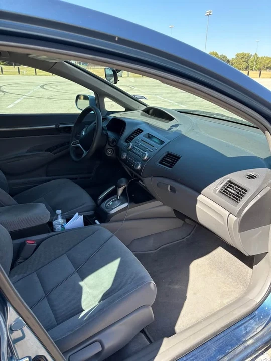 2009 Honda Civic 8th Gen - Image 6 of 10