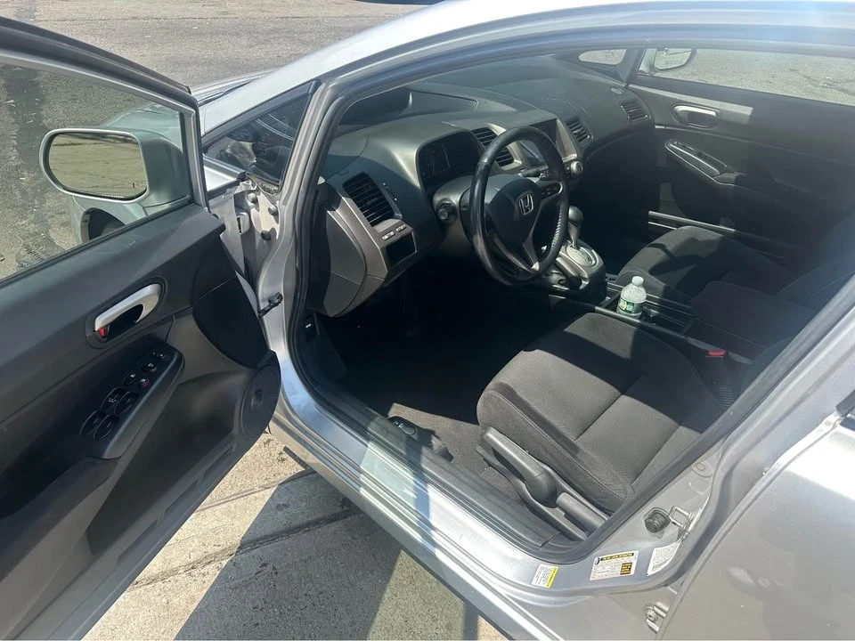 2009 Honda Civic 8th Gen - Image 5 of 8