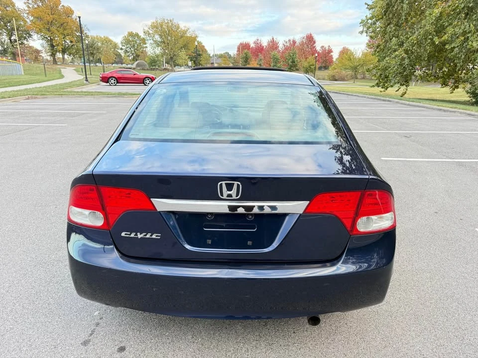2009 Honda Civic 8th Gen - Image 4 of 14
