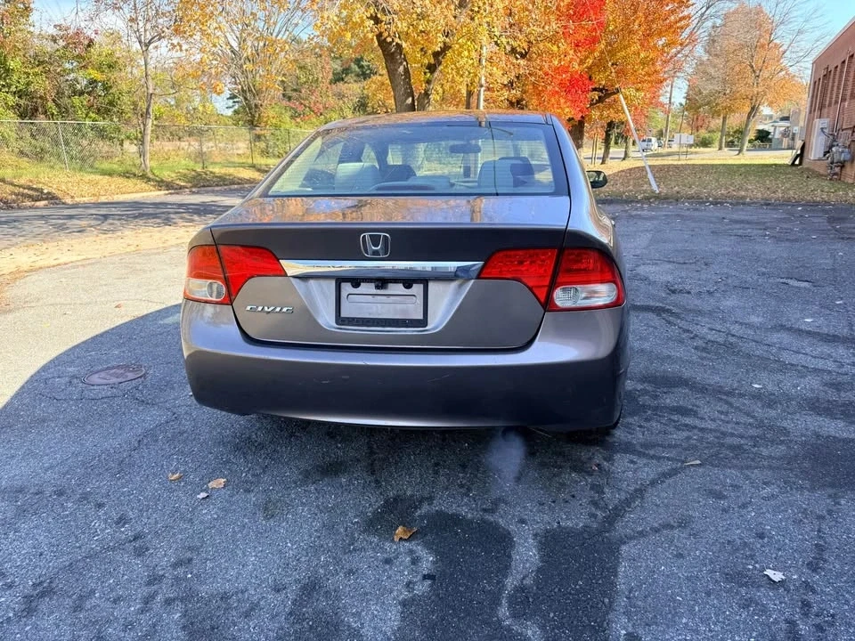 2009 Honda Civic 8th Gen - Image 9 of 15