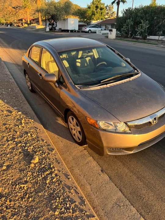 2009 Honda Civic 8th Gen - Image 3 of 10