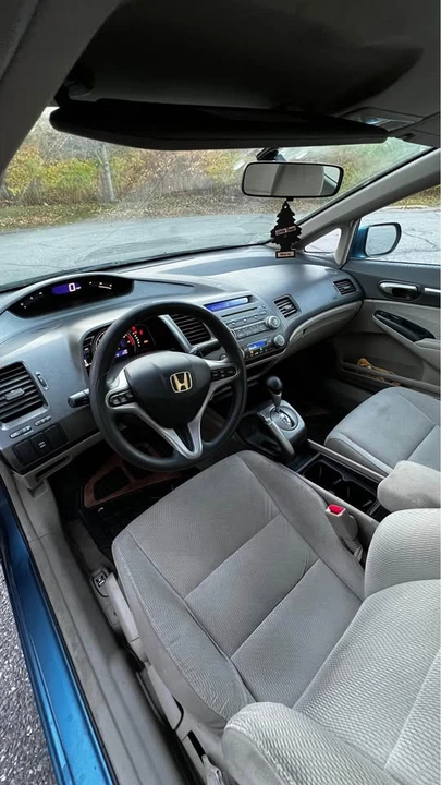 2009 Honda Civic 8th Gen - Image 6 of 6