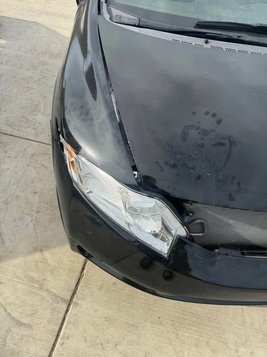 2009 Honda Civic 8th Gen - Image 10 of 15
