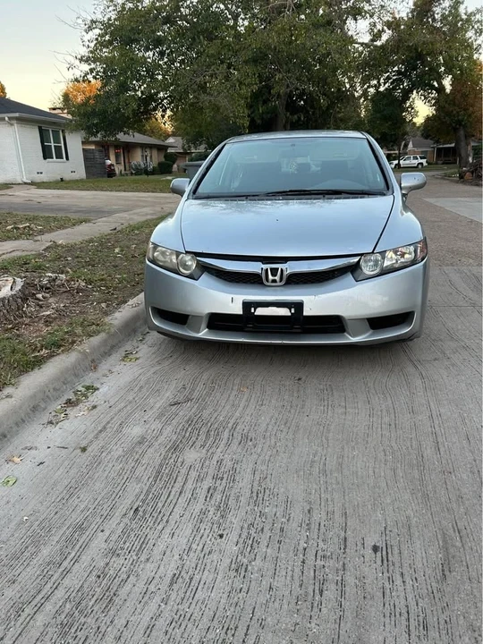 2009 Honda Civic 8th Gen - Image 3 of 7