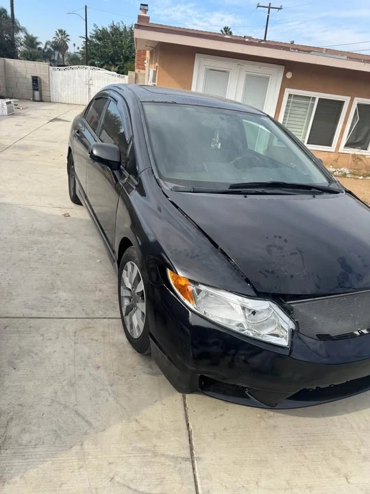 2009 Honda Civic 8th Gen - Image 6 of 15