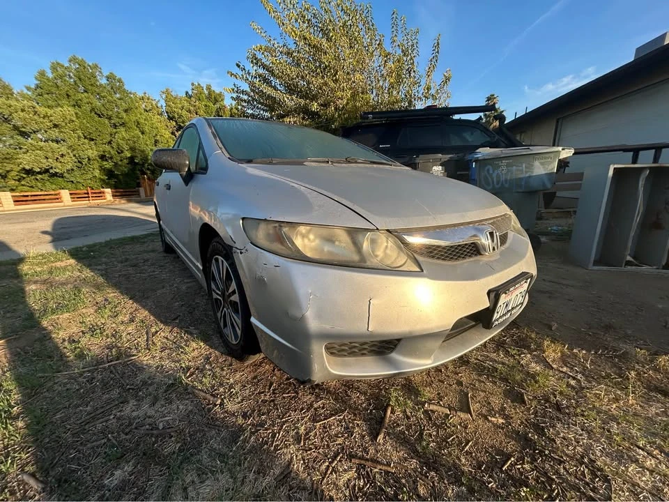 2009 Honda Civic 8th Gen - Image 2 of 6