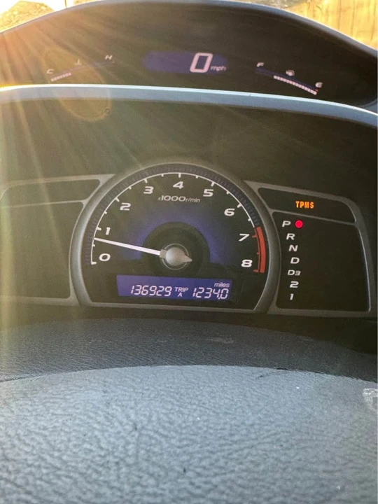 2009 Honda Civic 8th Gen - Image 8 of 10