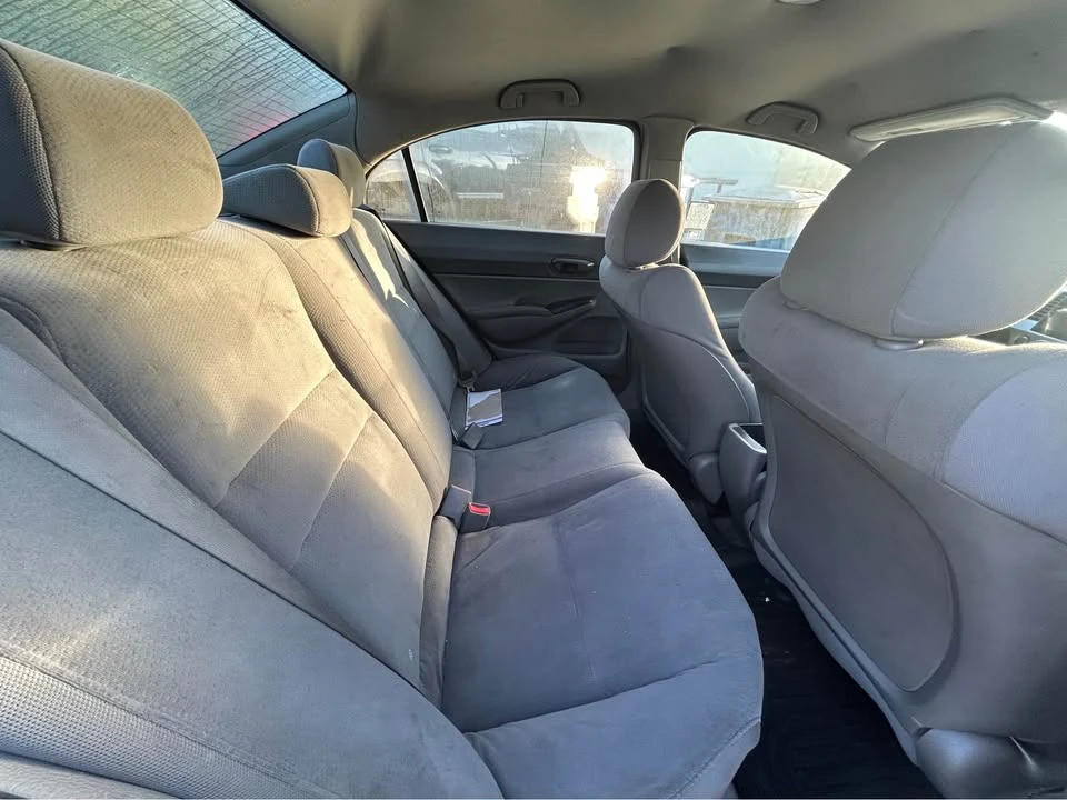 2009 Honda Civic 8th Gen - Image 5 of 6