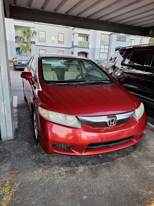 2009 Honda Civic 8th Gen - Image 2 of 6