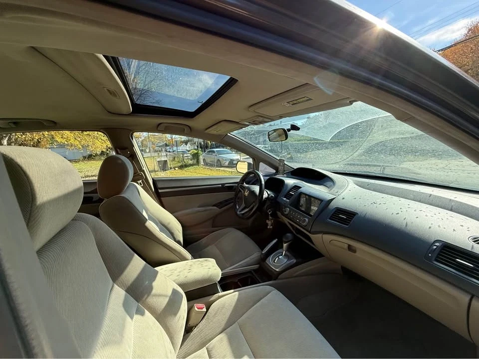 2009 Honda Civic 8th Gen - Image 11 of 15