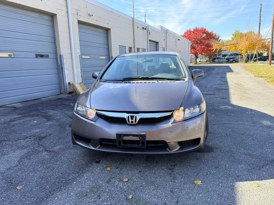 2009 Honda Civic 8th Gen - Image 8 of 15