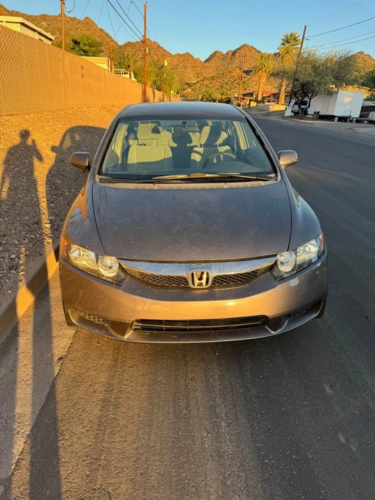 2009 Honda Civic 8th Gen - Image 2 of 10