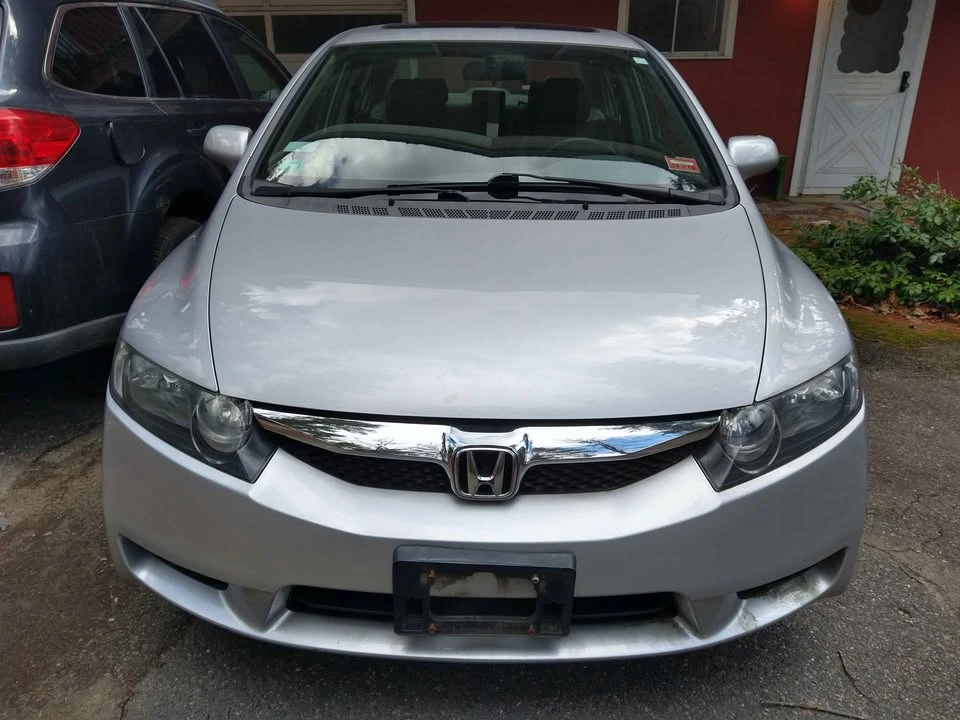 2009 Honda Civic 8th Gen - Image 3 of 3