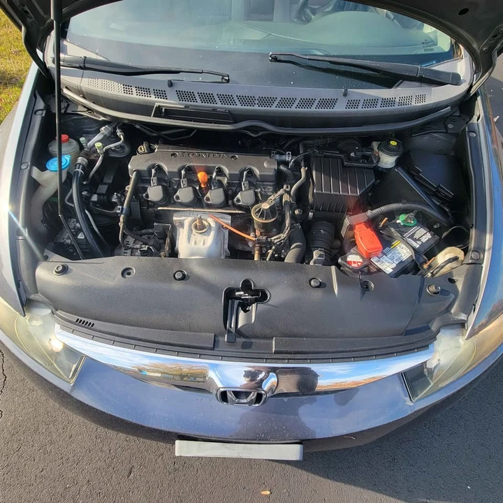 2009 Honda Civic 8th Gen - Image 7 of 8