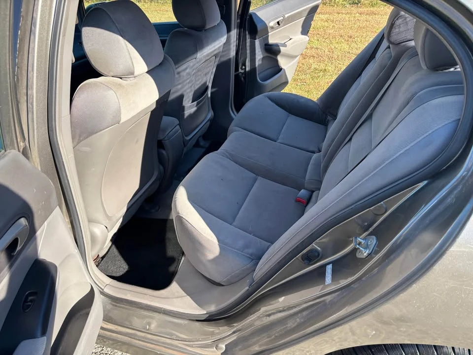 2009 Honda Civic 8th Gen - Image 5 of 8