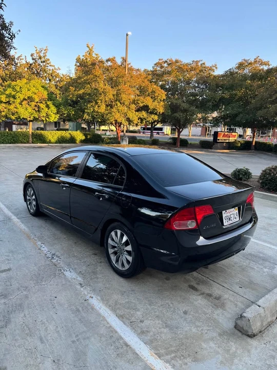 2009 Honda Civic 8th Gen - Image 6 of 9