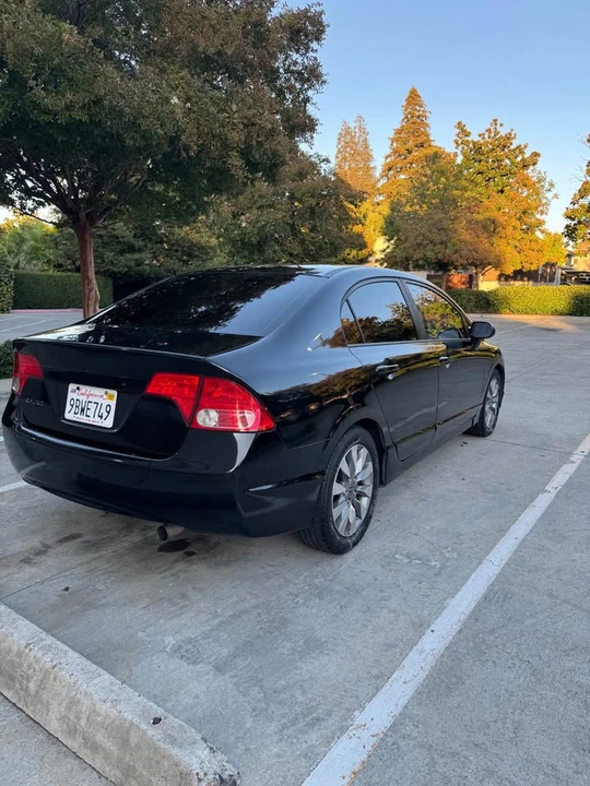 2009 Honda Civic 8th Gen - Image 9 of 9