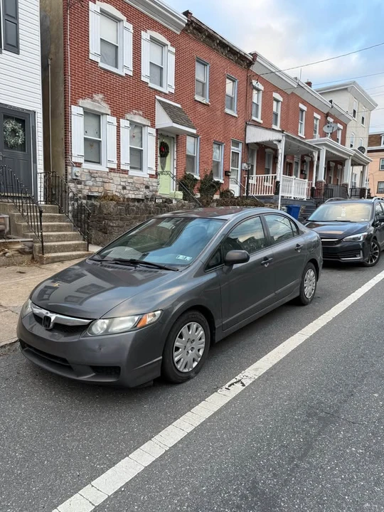 2009 Honda Civic 8th Gen - Image 3 of 6