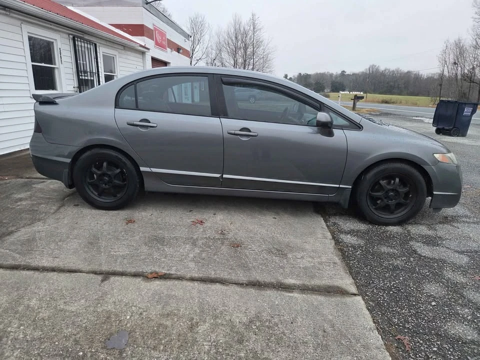 2009 Honda Civic 8th Gen - Image 4 of 10