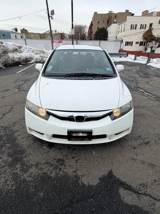 2009 Honda Civic 8th Gen - Image 4 of 17