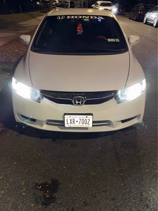 2009 Honda Civic 8th Gen - Image 7 of 11