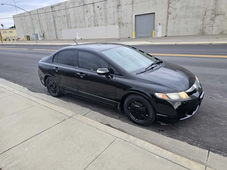 2009 Honda Civic 8th Gen - Image 5 of 9