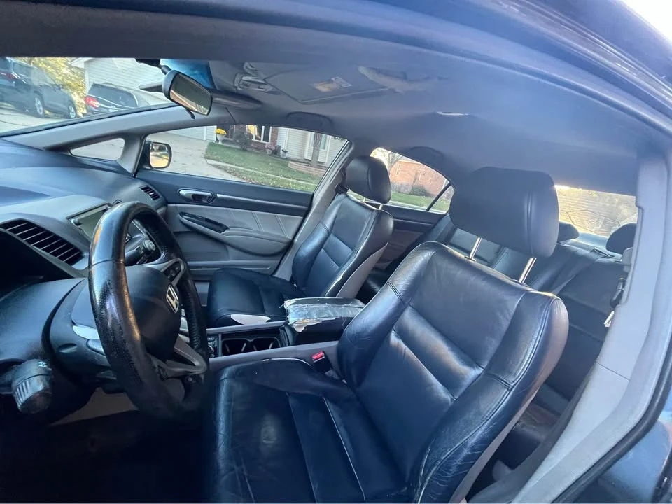 2009 Honda Civic 8th Gen - Image 9 of 13