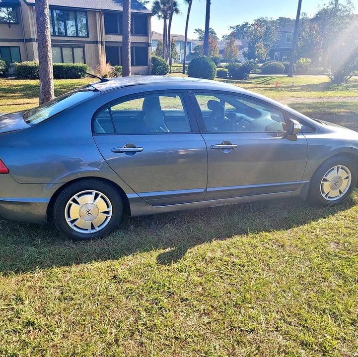 2009 Honda Civic 8th Gen - Image 2 of 9