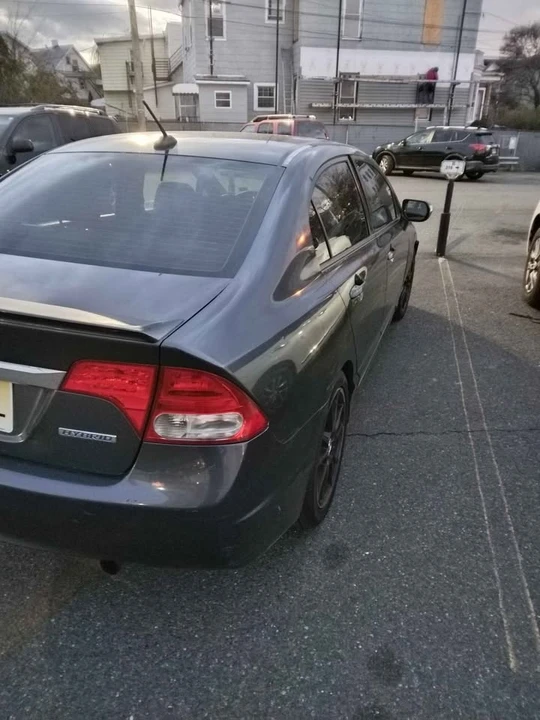 2009 Honda Civic 8th Gen - Image 4 of 5