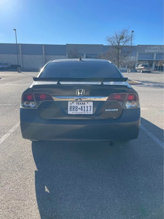 2009 Honda Civic 8th Gen - Image 3 of 17