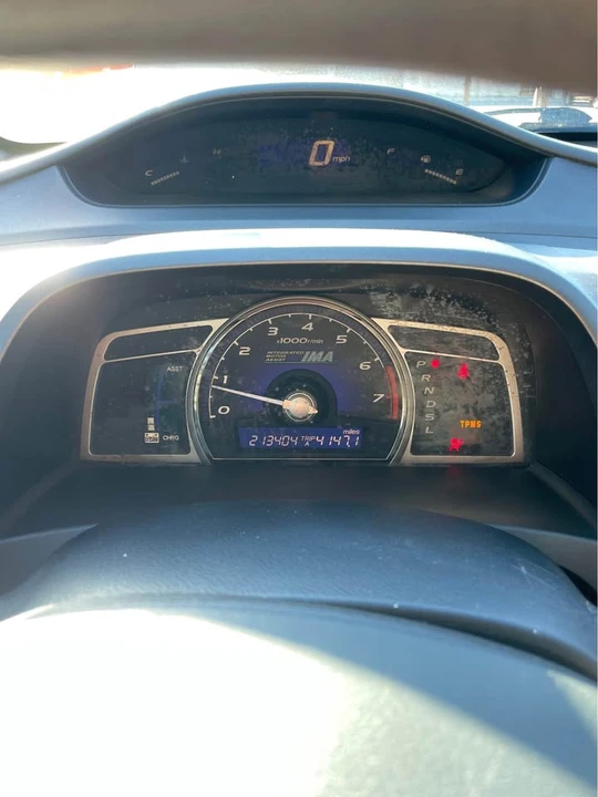 2009 Honda Civic 8th Gen - Image 8 of 17