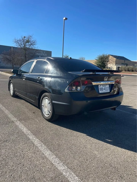 2009 Honda Civic 8th Gen - Image 2 of 17