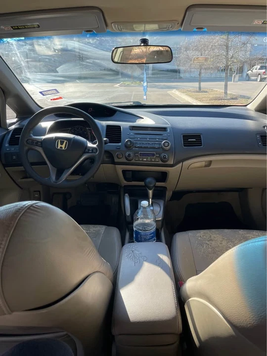 2009 Honda Civic 8th Gen - Image 9 of 17