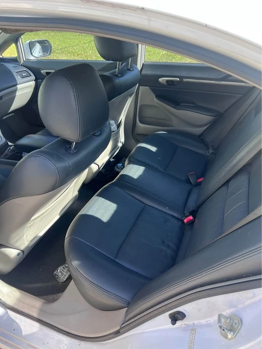 2009 Honda Civic 8th Gen - Image 6 of 8