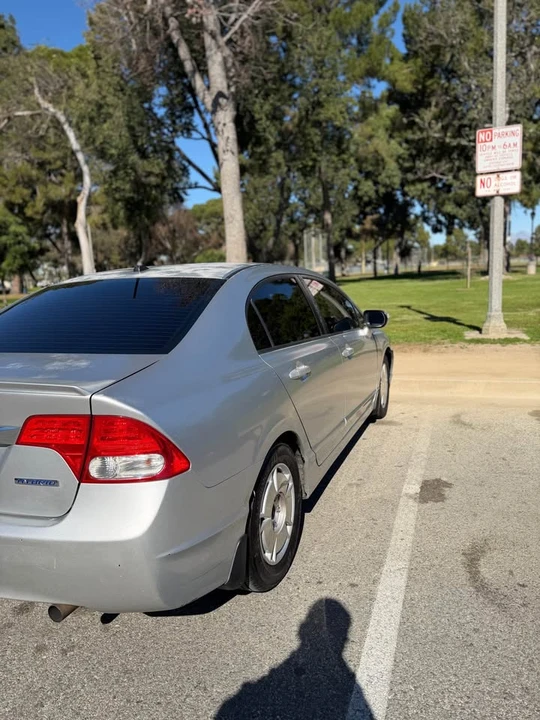 2009 Honda Civic 8th Gen - Image 2 of 5