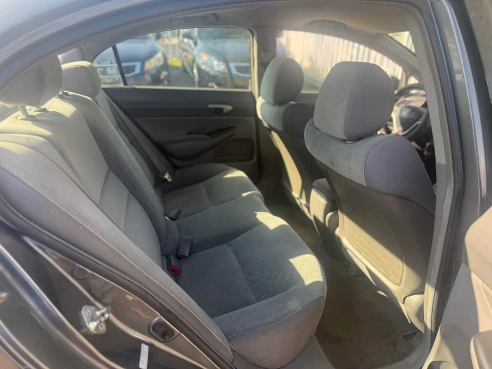 2009 Honda Civic 8th Gen - Image 9 of 9