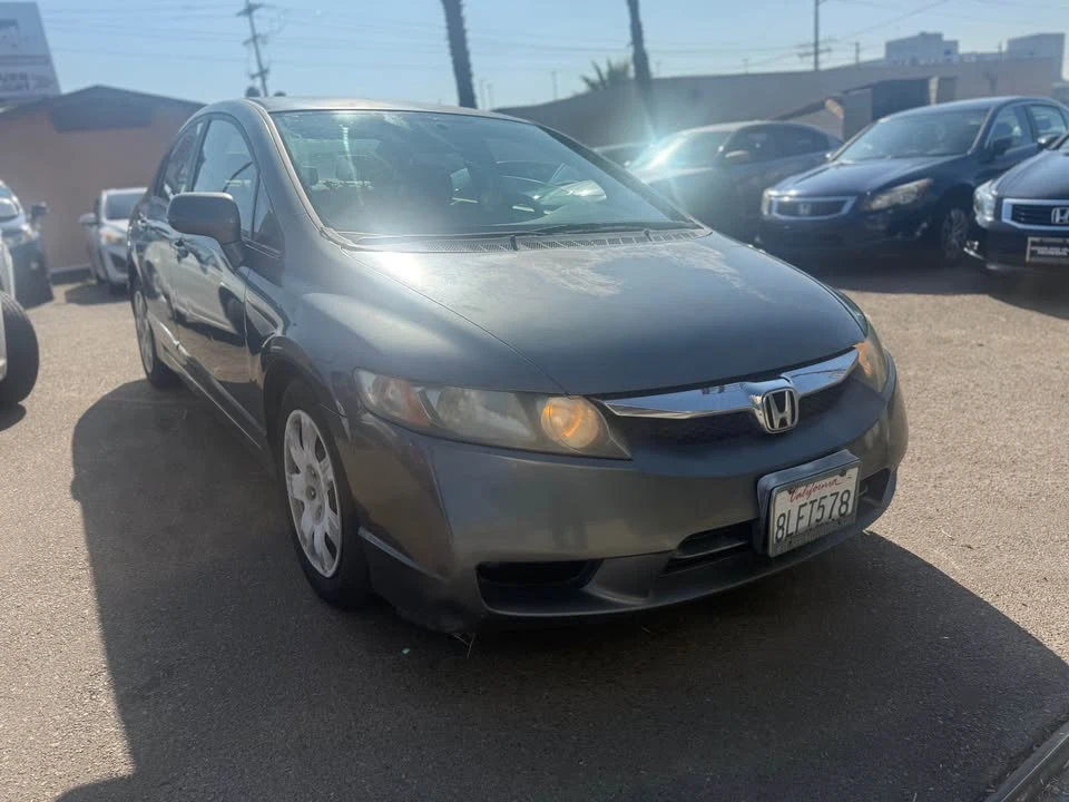 2009 Honda Civic 8th Gen - Image 2 of 9