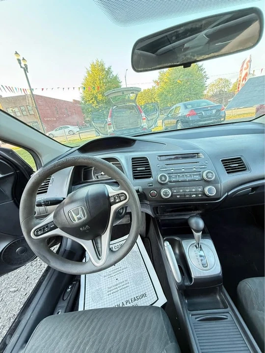 2009 Honda Civic 8th Gen - Image 18 of 20