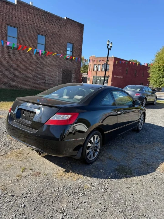 2009 Honda Civic 8th Gen - Image 9 of 20