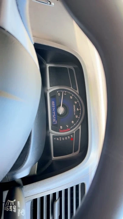 2009 Honda Civic 8th Gen - Image 9 of 16